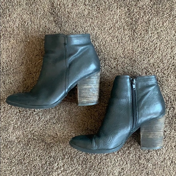 Steve Madden Shoes - Steve Madden booties